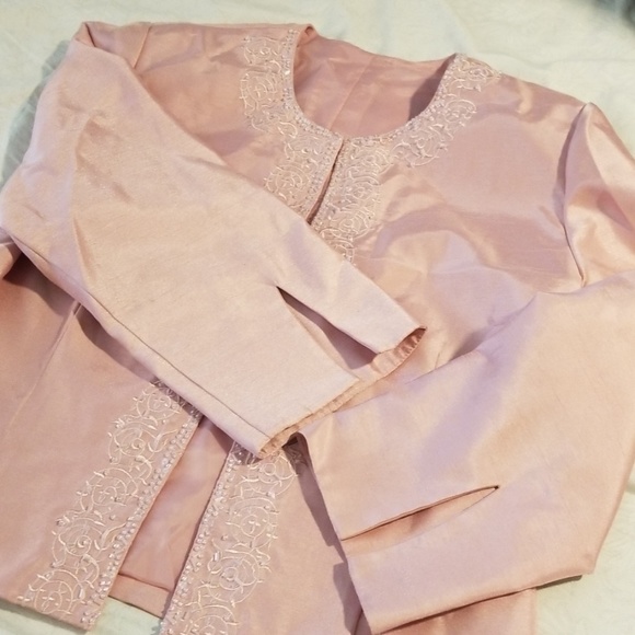 Like new condition! Pale pink black with sequins - Picture 3 of 8